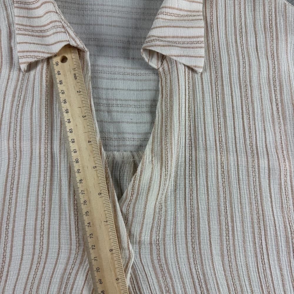 Women’s Beige Perch by Blu Pepper Striped Collared Pintuck Detail Top Size 1X - Picture 9 of 14